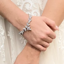 Lace & Favour Adelaide Silber Vintage inspiriertes Kristallarmband* Prom Armbänder | Silberner Abschlussball-schmuck