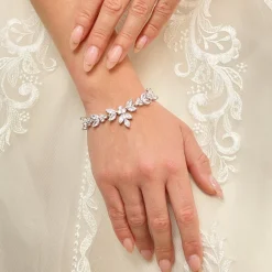 Lace & Favour Adelaide Silber Vintage inspiriertes Kristallarmband* Prom Armbänder | Silberner Abschlussball-schmuck