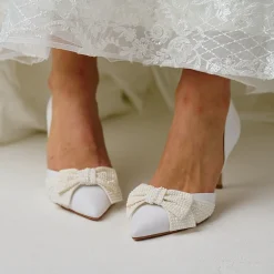 Perfect Bridal Adele Elfenbein Satin Zweiteilige Spitzenschuhe mit Perlenschleife* Hochzeitsschuhe | Schuhe Mit Mittlerem Absatz