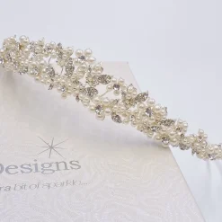 Twilight Designs Alicia Zierliche Blumen Perle und Kristall Braut Tiara* Perlen-haarschmuck | Silberne Haar-accessoires