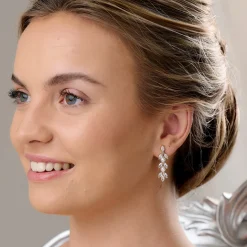 Lace & Favour Amalia Gold Cubic Zirkonia und Perle Tropfen Ohrringe* Geschenke Für Die Braut | Perlen-hochzeitsschmuck