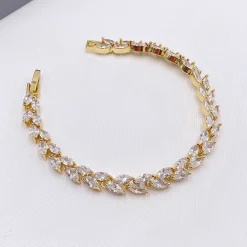 Lace & Favour Amara Gold Crystal Vine of Leaves Armbänder* Goldener Abschlussball-schmuck | Prom Armbänder
