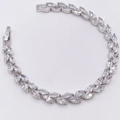Lace & Favour Amara Silber Crystal Vine of Leaves Armbänder* Silberner Abschlussball-schmuck | Prom Armbänder