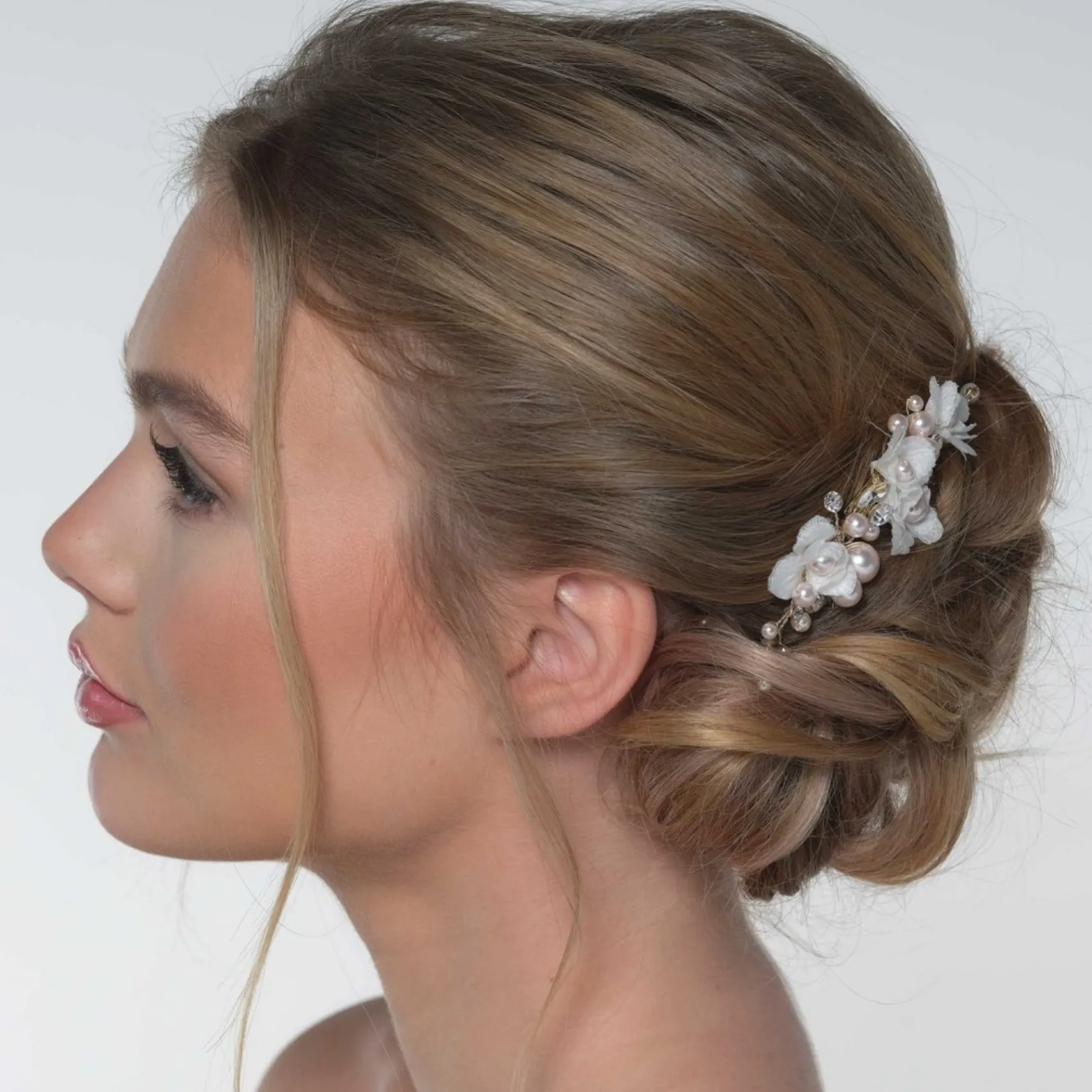 Poirier Amaryllis Blush Perlen Blumiger Haarkamm* Perlen-haarschmuck | Gold-haar-accessoires
