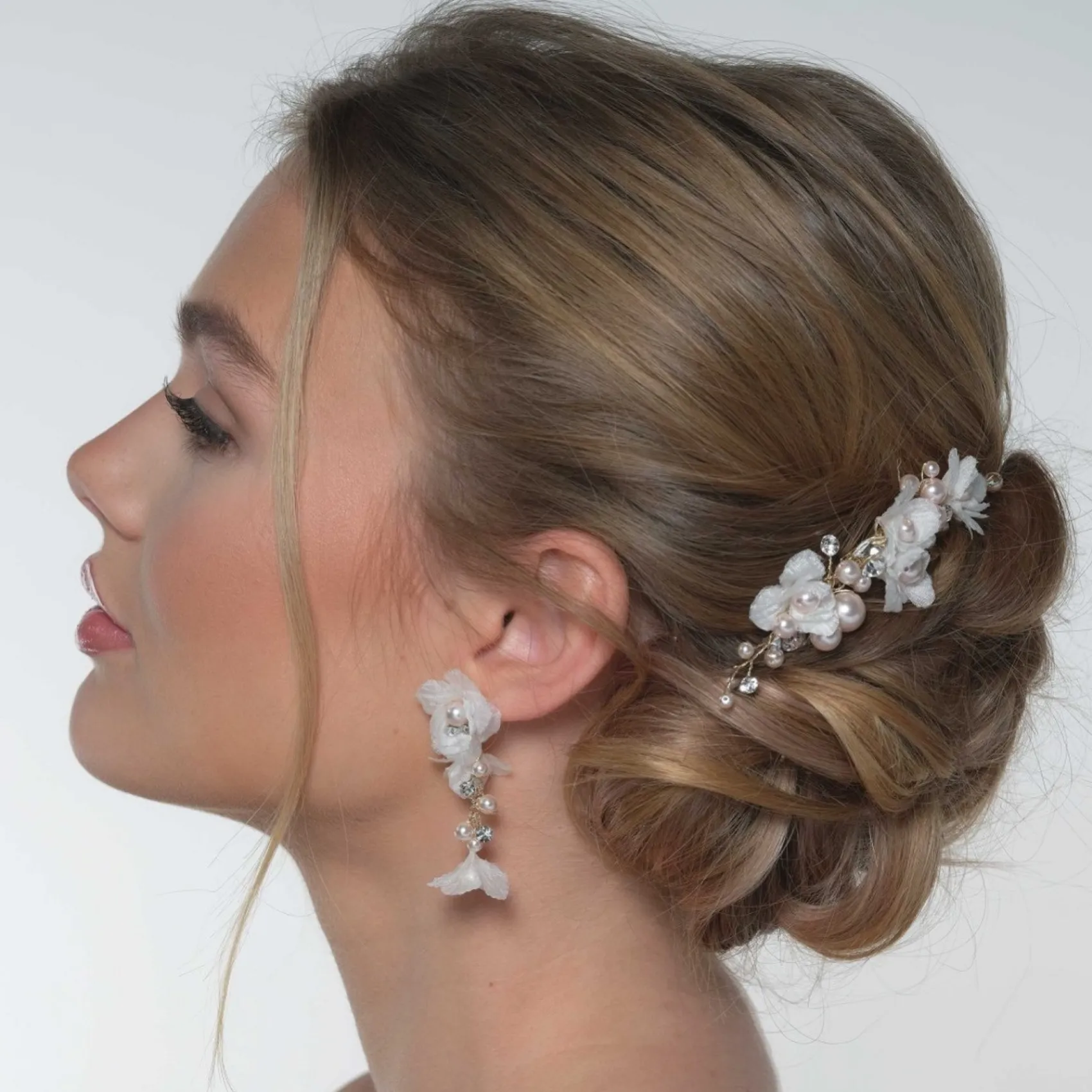 Poirier Amaryllis Blush Perlen Blumiger Haarkamm* Perlen-haarschmuck | Gold-haar-accessoires