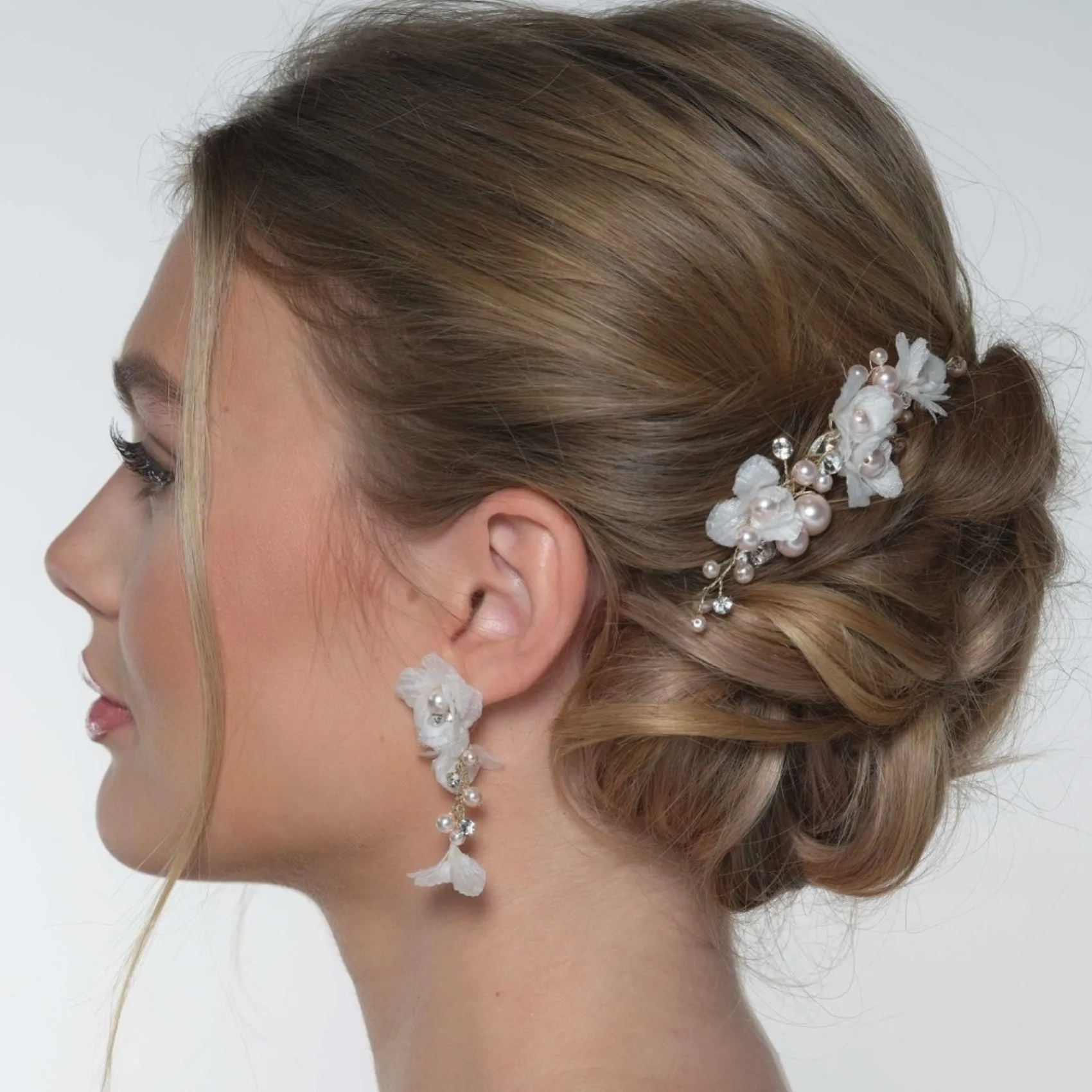 Poirier Amaryllis Blush Perlen Blumiger Haarkamm* Perlen-haarschmuck | Gold-haar-accessoires