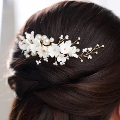 Lace & Favour Anemone Elfenbein Porzellan Blumen und Perle Hochzeit Haarkamm (Gold)* Perlen-haarschmuck | Gold-haar-accessoires