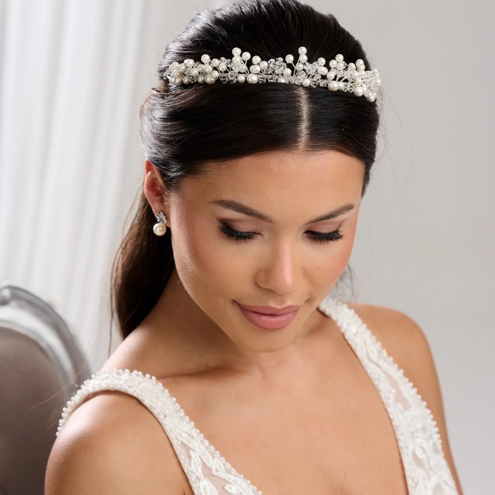 Arianna Adore Klassische Perle und Kristall Braut Tiara AR649* Perlen-haarschmuck | Silberne Haar-accessoires