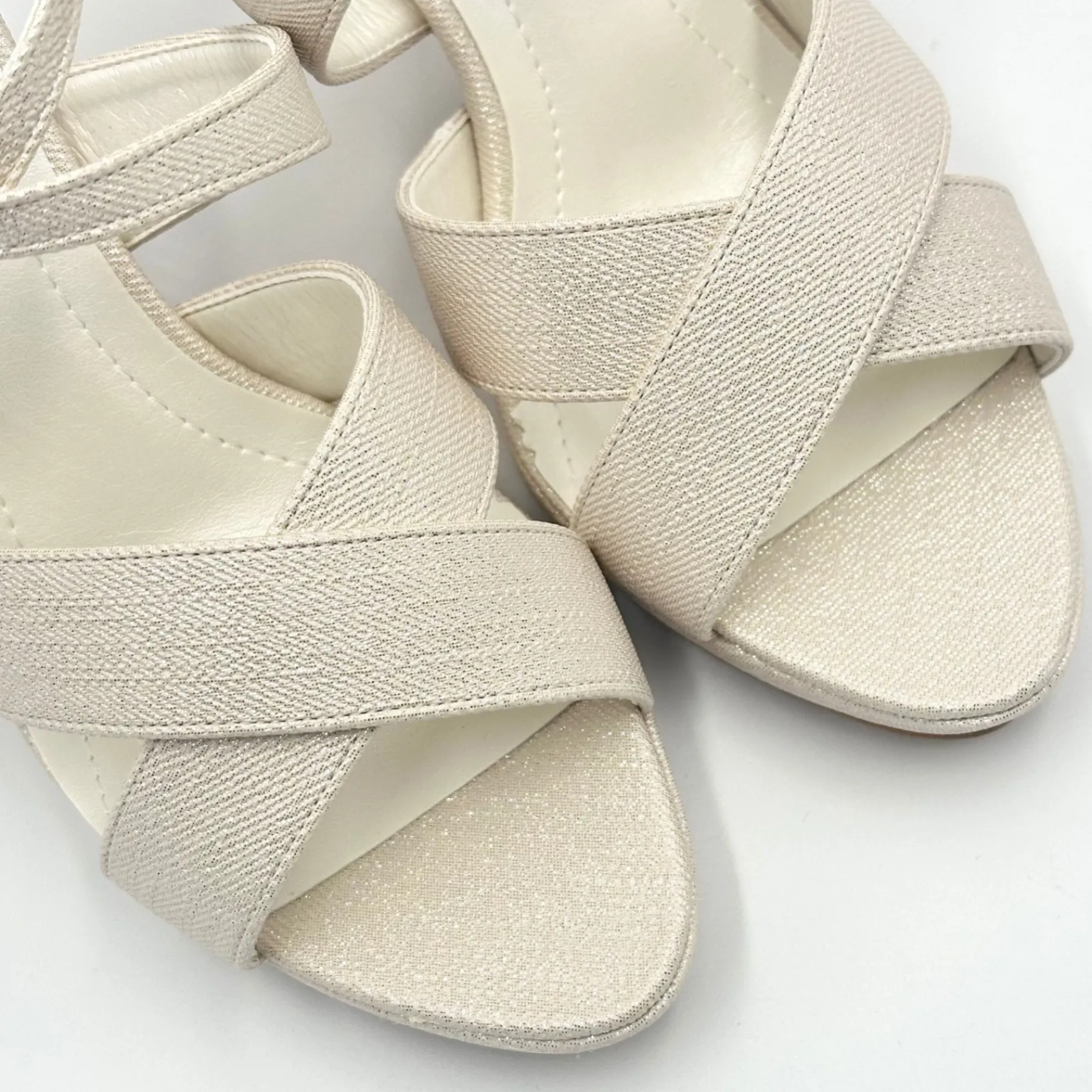Avalia Shoes Avalia Dilmar Gold Schimmer Riemchen Blockabsatz Plateau Sandalen* Goldene Ballschuhe | Abschlussball-sandalen