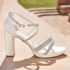 Avalia Shoes Avalia Flavia Elfenbein Satin Riemchen Diamante Plattform Sandalen* Glitzernde Ballschuhe | Weiße Ballschuhe