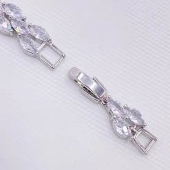 Lace & Favour Beaumont Cubic Zirkonia Hochzeitsarmband | L&F* Silberner Abschlussball-schmuck | Prom Armbänder