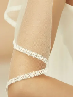 Bianco Evento Bianco Elfenbein zweistufiger Fingerspitzenschleier mit schmalem Spitzenrand S365* Einstufige Schleier | Fingerspitzen-schleier