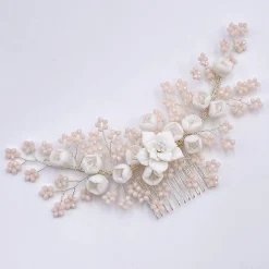 Lace & Favour Blossom Porzellan Blumen und Blush Perlen Hochzeit Haarkamm* Perlen-haarschmuck | Silberne Haar-accessoires