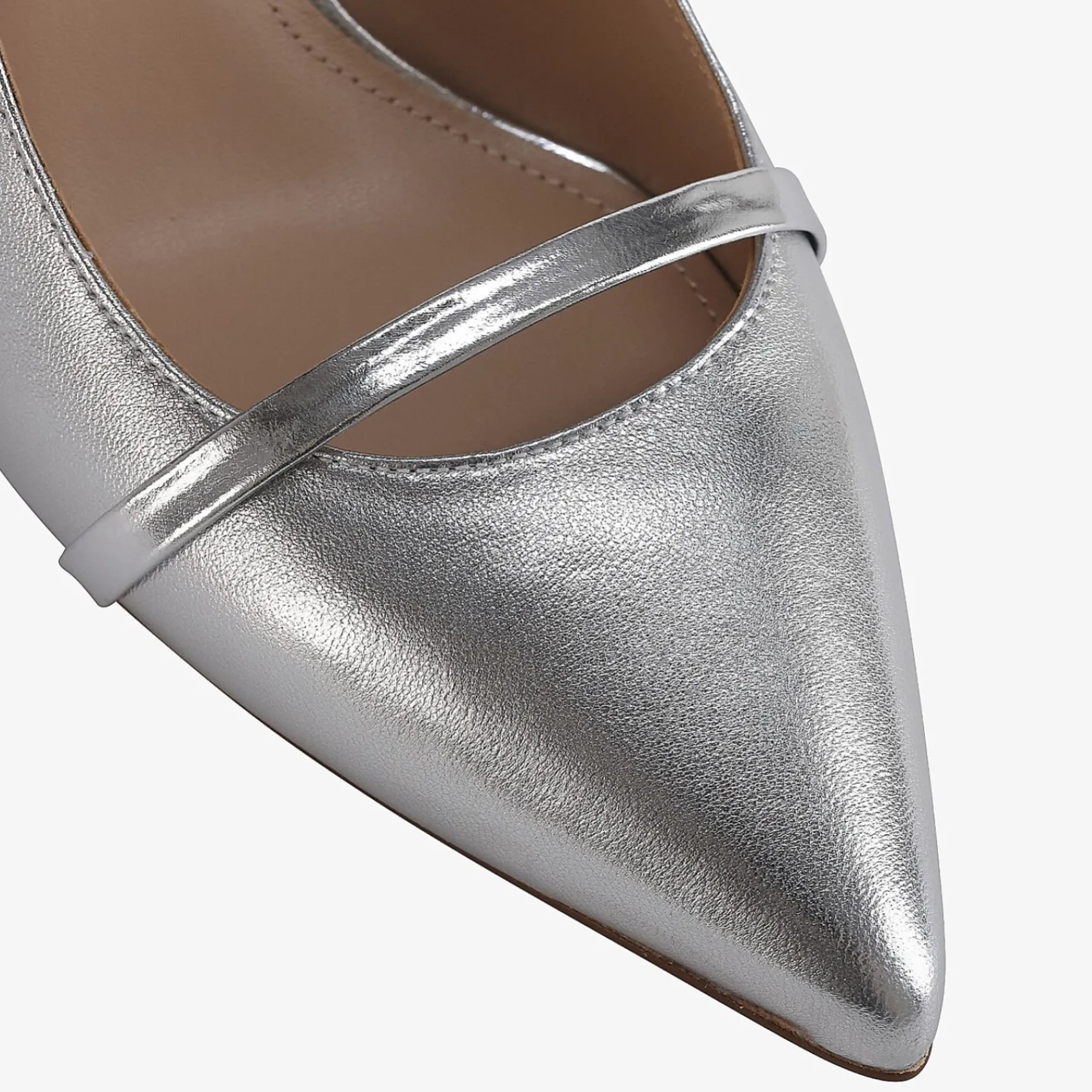Capollini Emory Silberne Leder Slingbacks mit mittlerem Absatz und Patentriemen* Schuhe Für Hochzeitsgäste | Schuhe Für Die Mutter Der Braut