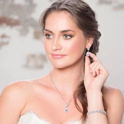 Lace & Favour Celeste Chic Crystal verschönert Anhänger Halskette (Silber)* Silberner Abschlussball-schmuck | Abschlussball-halsketten