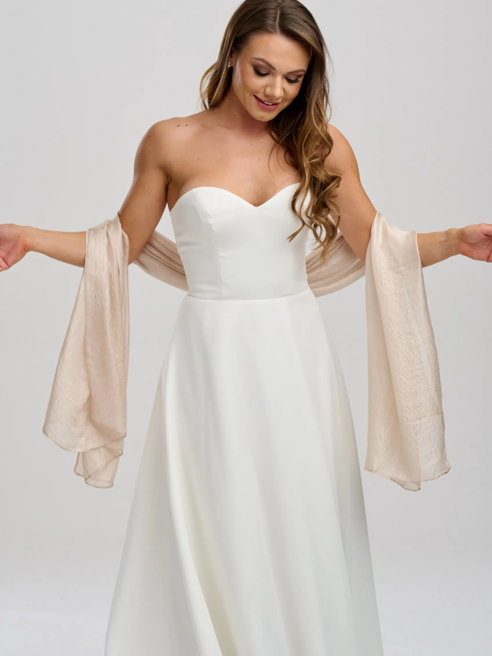 Poirier Champagner Leichter Hochzeitsschal* Hochzeitsumhänge & Tücher | Hochzeitsgast-jacken & Cover Ups