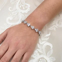 Lace & Favour Chelsea Leaf und Teardrop Kristall Hochzeitsarmband* Silberner Abschlussball-schmuck | Prom Armbänder