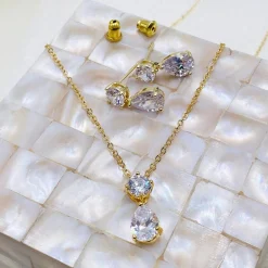 Lace & Favour Cleo Gold Teardrop Cubic Zirkonia Hochzeit Schmuck Set* Goldener Abschlussball-schmuck | Abschlussball-schmuck-sets