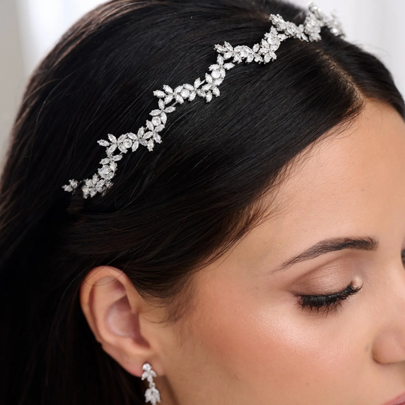 Lace & Favour Cortez Silber zierliche kubischer Zirkonia Hochzeit Stirnband* Abschlussball-haarbänder & Tiaras | Haarschmuck Aus Kristall