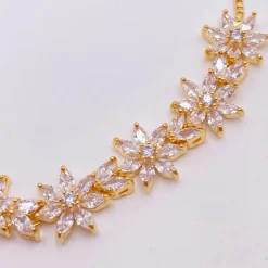 Lace & Favour Daisy Gold Floral Crystal Verstellbares Armband* Goldener Abschlussball-schmuck | Prom Armbänder