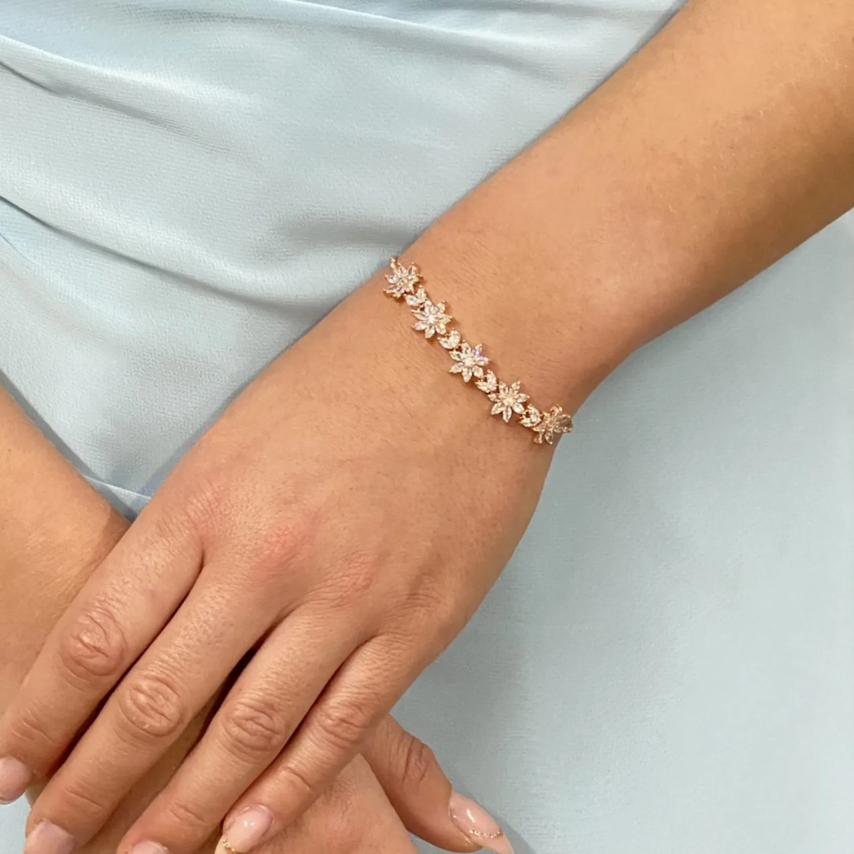 Lace & Favour Daisy Rose Gold Floral Crystal Verstellbares Armband* Geschenke Für Brautjungfern | Kristall-hochzeitsschmuck