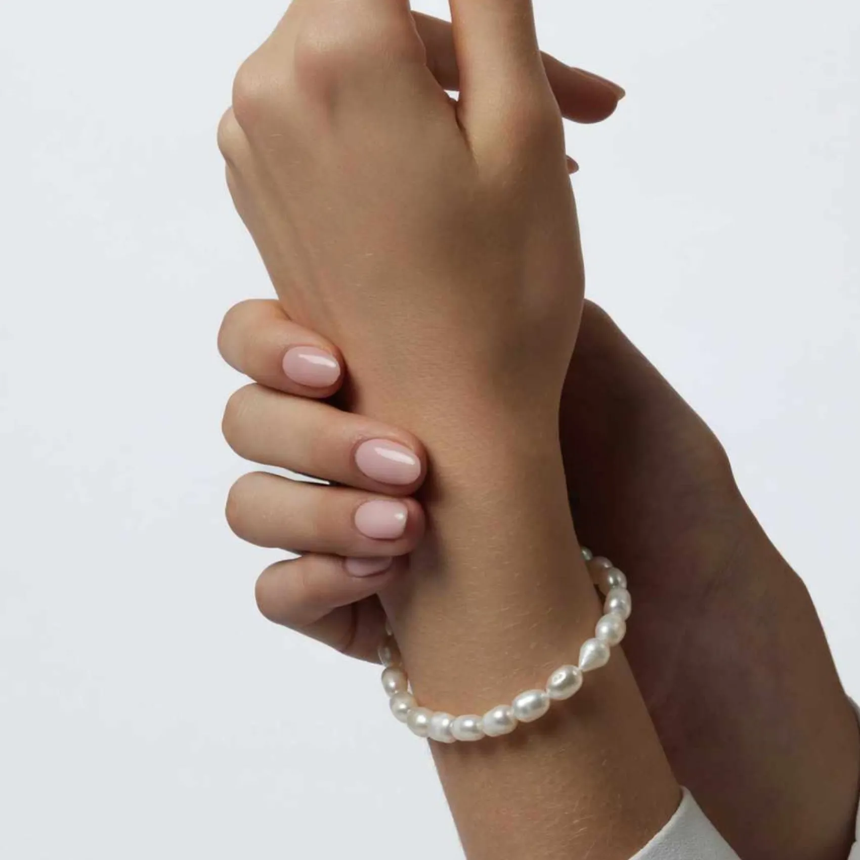 Poirier Dara Gold Süßwasserperlen-Armband* Geschenke Für Die Mutter Des Bräutigams | Geschenke Für Die Mutter Der Braut