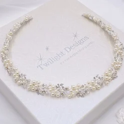 Twilight Designs Delilah Crystal Blätter und Perlen Hochzeit Haarstrang* Silberne Haar-accessoires | Perlen-haarschmuck