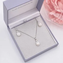 Lace & Favour Dolci Kristall und Teardrop Perle Brautschmuck Set* Geschenke Für Brautjungfern | Geschenke Für Die Braut