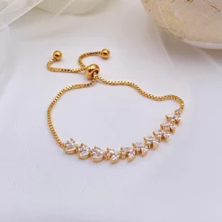 Lace & Favour Dotty Gold Crystal Leaves Verstellbares Armband* Goldener Abschlussball-schmuck | Prom Armbänder