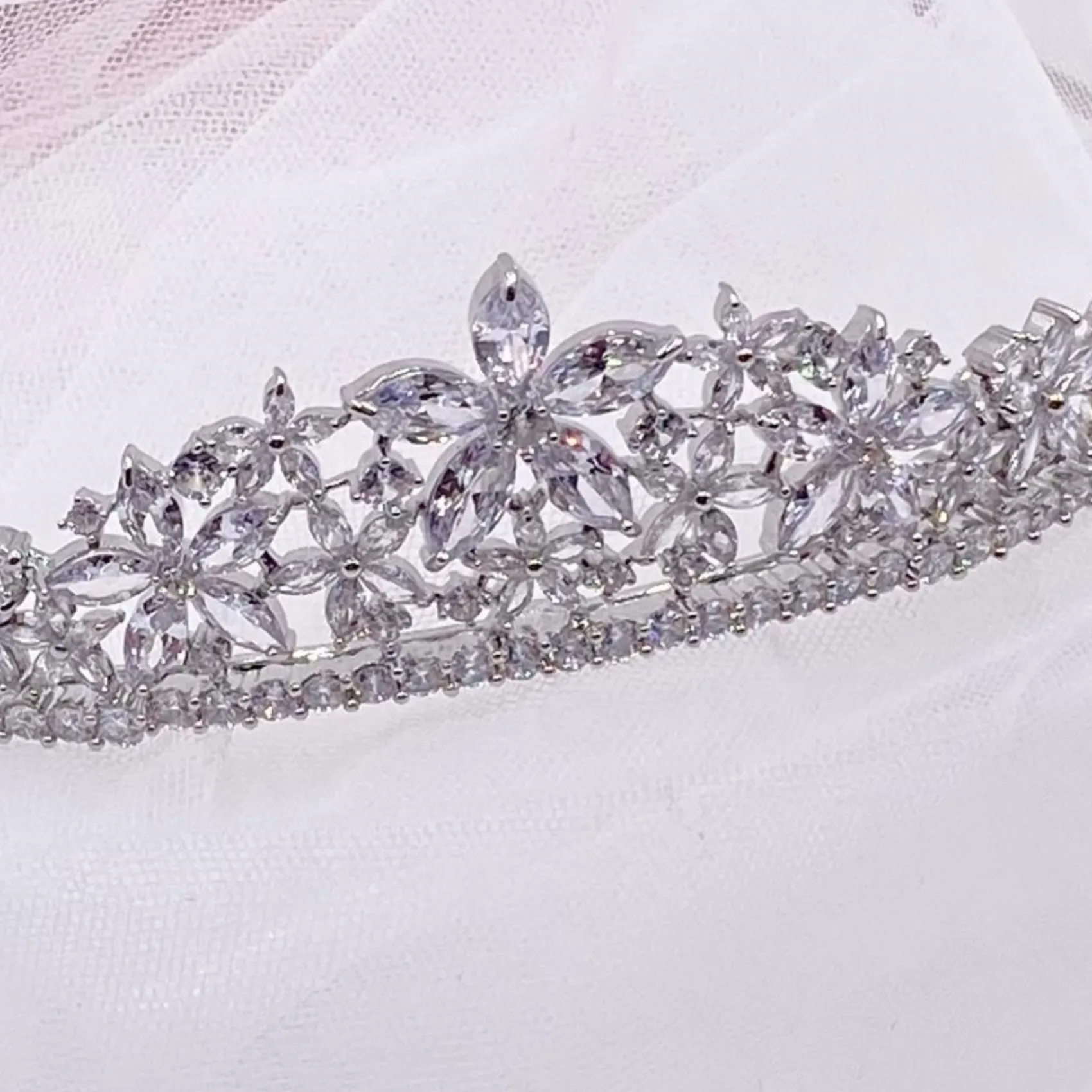 Lace & Favour Downton Floral Cubic Zirkonia Kristall Hochzeit Tiara* Abschlussball-haarbänder & Tiaras | Haarschmuck Aus Kristall