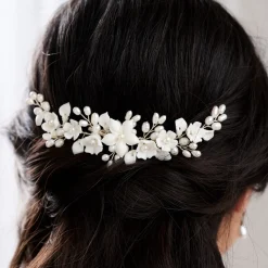 Lace & Favour Edelweiss Elfenbein Porzellan Blumen und Perle Hochzeit Haarkamm* Perlen-haarschmuck | Silberne Haar-accessoires