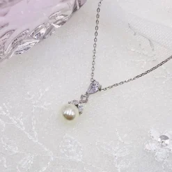 Lace & Favour Elegance Kristall und Perle Hochzeit Anhänger Halskette* Perlen-hochzeitsschmuck | Silberner Hochzeitsschmuck