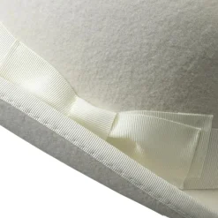 Poirier Elfenbeinfarbener Coco-Braut-Bowler-Hut mit Schleifen-Detail* Brauthüte