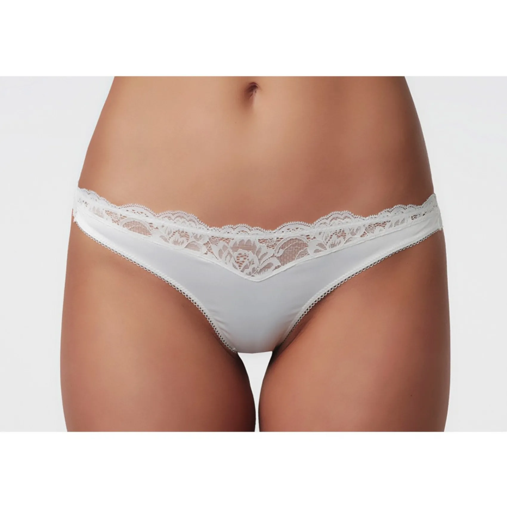 Poirier Elfenbeinfarbenes Satin- und Spitzen-Diamant-Höschen 'Just Married' für die Braut* Flitterwochengeschenke | Geschenke Für Die Braut
