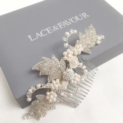 Beads & Beyond Elouise Perlen Blätter und Elfenbein Perle Vintage inspiriert Haarkamm* Vintage-kopfbedeckungen | Perlen-haarschmuck