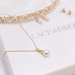 Lace & Favour Evie Gold Zierlicher Perlenanhänger Halskette* Perlen-hochzeitsschmuck | Gold-hochzeitsschmuck