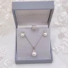 Lace & Favour Evie Zierlicher Perlenohrstecker und Anhänger Schmuckset* Geschenke Für Brautjungfern | Geschenke Für Die Braut