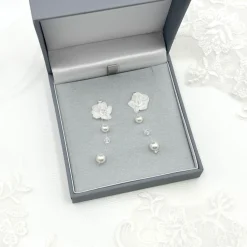 Beads & Beyond Fee Perle und Kristall Tropfen Blume Ohrringe* Silberner Hochzeitsschmuck | Hochzeits-ohrringe
