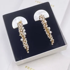 Freya Rose Hakuro Elfenbein Perlmutt lange Tropfenohrringe* Perlen-hochzeitsschmuck | Gold-hochzeitsschmuck