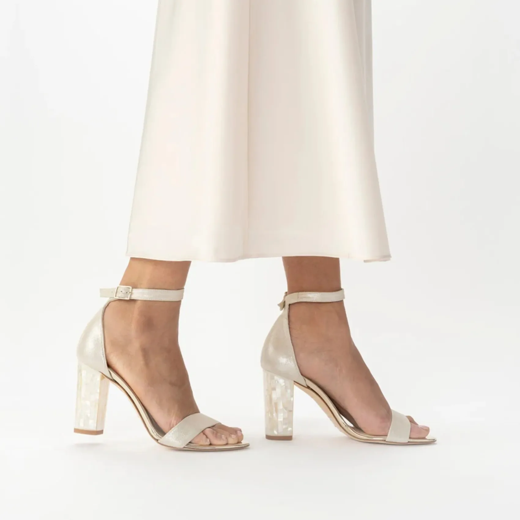 Freya Rose Martene Champagner Wildleder Mutter der Perle Blockabsatz Sandalen* Schuhe Für Hochzeitsgäste | Hochzeitsschuhe