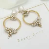 Freya Rose Mittlere Creolen mit Samen und Barockperlen* Gold-hochzeitsschmuck | Hochzeitsgast-schmuck