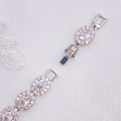 Lace & Favour Grosvenor Oval Crystal verschönert Hochzeitsarmband* Silberner Abschlussball-schmuck | Prom Armbänder