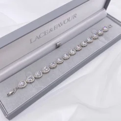 Lace & Favour Hampton Teardrop Cubic Zirkonia Hochzeitsarmband (Silber)* Silberner Abschlussball-schmuck | Prom Armbänder