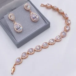 Lace & Favour Hampton Teardrop Cubic Zirkonia Hochzeitsarmband (Rose Gold)* Geschenke Für Die Braut | Kristall-hochzeitsschmuck