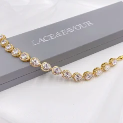 Lace & Favour Hampton Teardrop Cubic Zirkonia Hochzeitsarmband (Gold)* Goldener Abschlussball-schmuck | Prom Armbänder