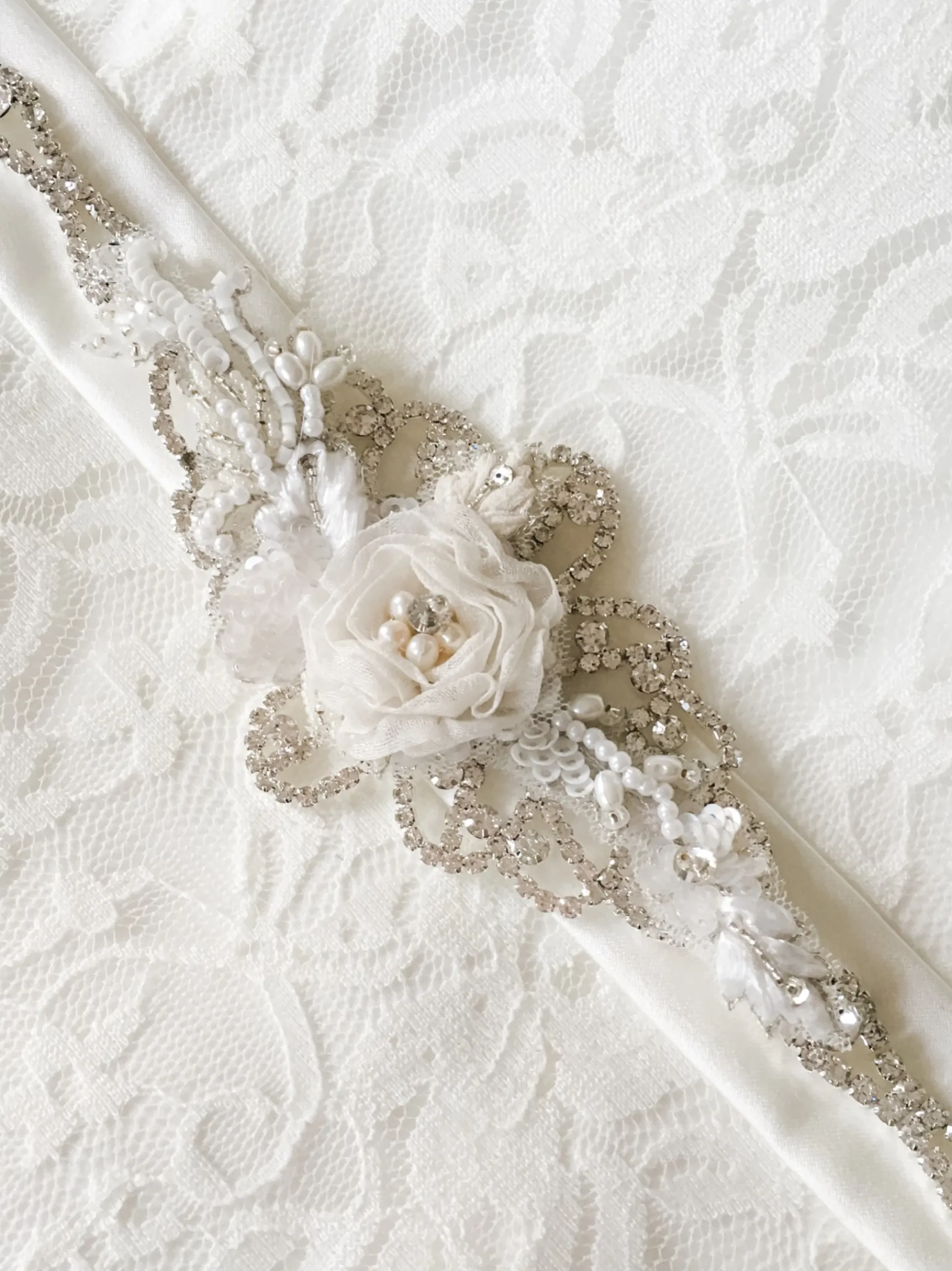 Beads & Beyond Harper Rose Perlen und Diamanten Brautgürtel* Brautkleid Gürtel