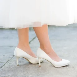 Harriet Wilde Amy Mid Heel Elfenbein Satin Plateau Schuhe* Hochzeitsschuhe | Schuhe Mit Mittlerem Absatz