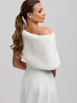 Helen Moore Elfenbein Kunstfell Hochzeit Wrap | Lace & Favour* Jacken, Umhänge Und Schals Aus Kunstfell | Hochzeitsumhänge & Tücher