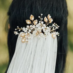 Hermione Harbutt Boheme Kamm mit goldenen Blättern und Blumen aus Perlmutt* Perlen-haarschmuck | Gold-haar-accessoires