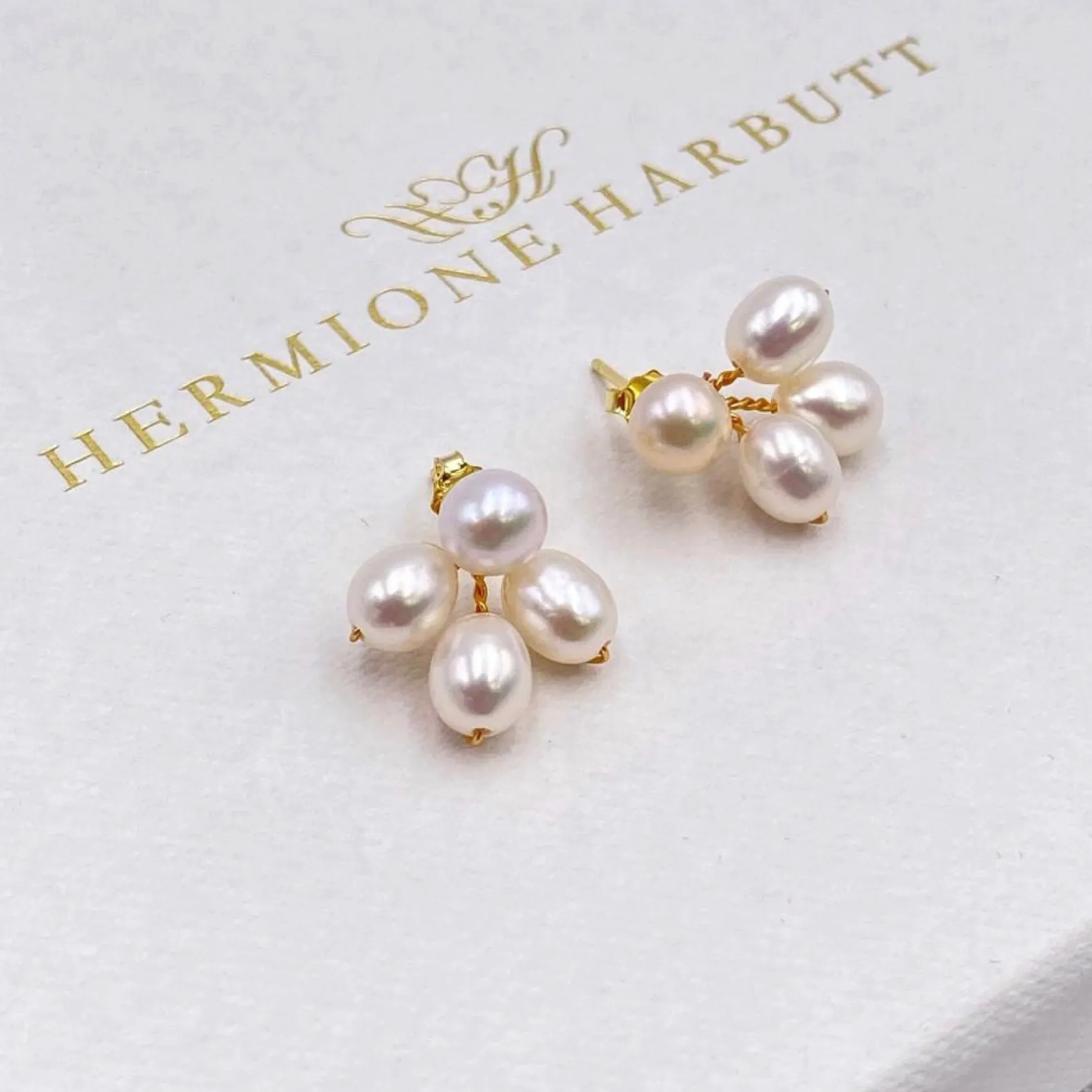 Hermione Harbutt Kensington Süßwasserperlen-Ohrringe* Geschenke Für Die Mutter Des Bräutigams | Geschenke Für Die Mutter Der Braut